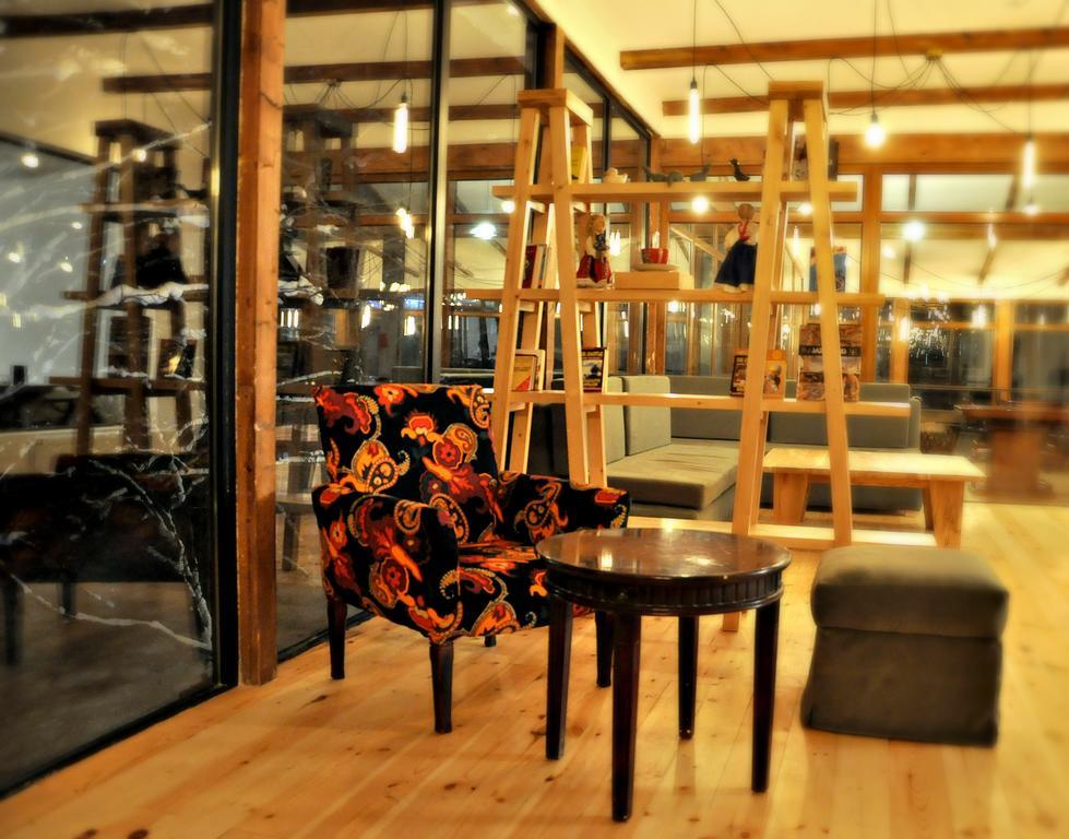 Hotel Victoria 바쿠리아니 외부 사진